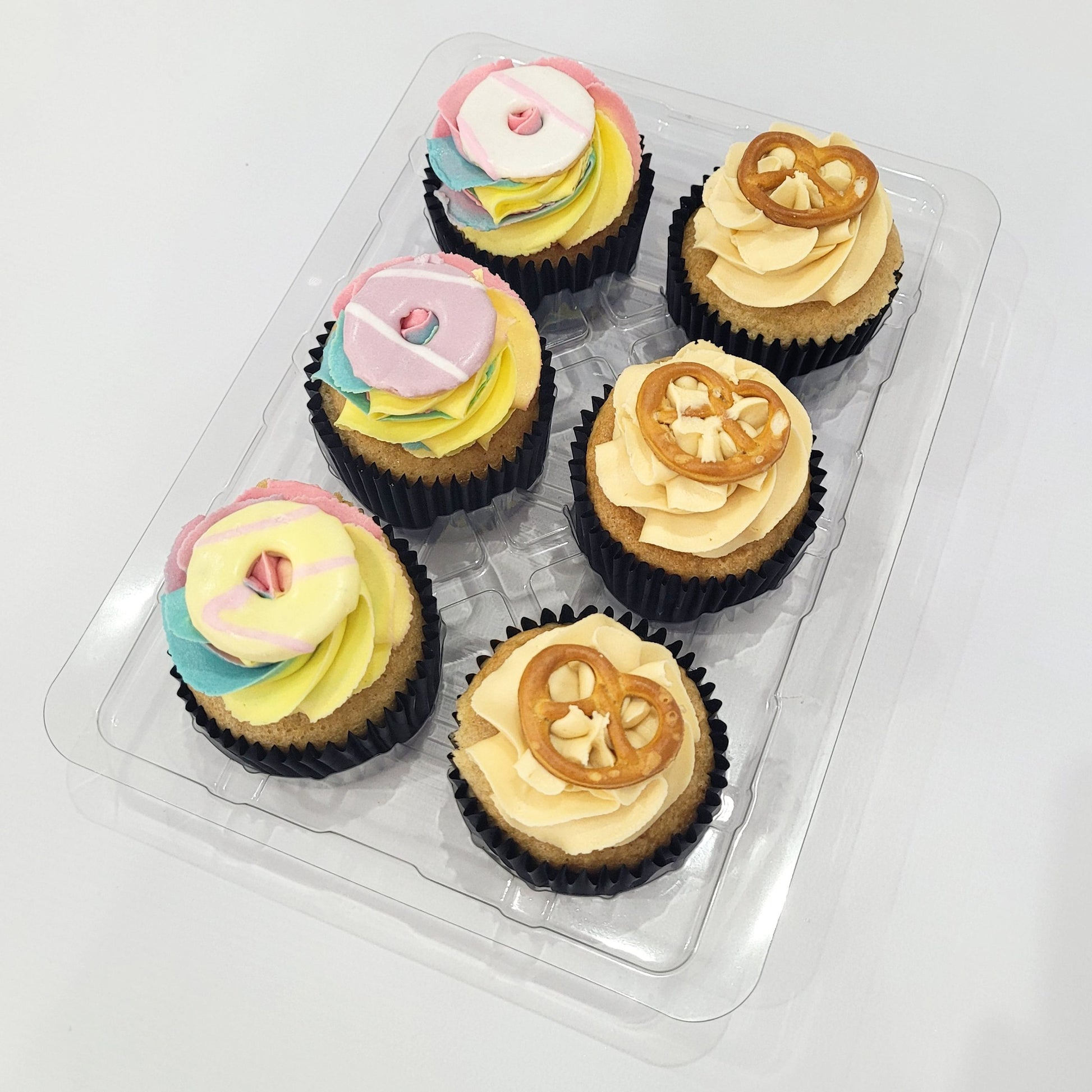 6 Vegan Cupcakes image 0